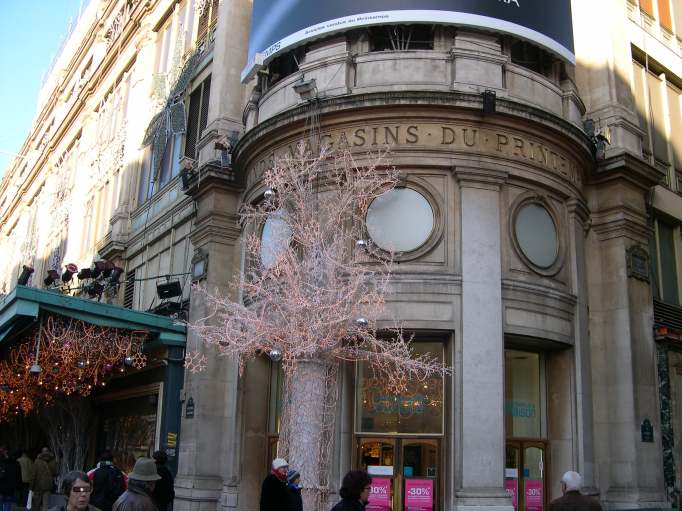  Décorations de noël des grands magasins